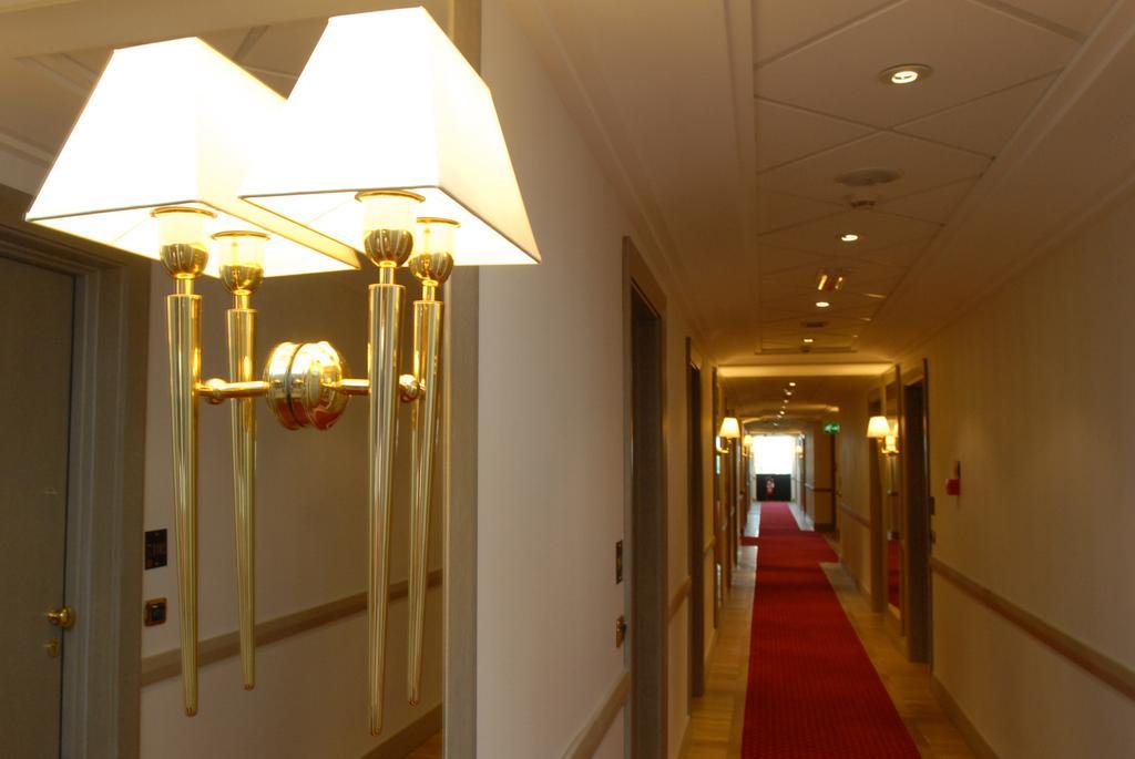 Grand Hotel Duca Di Mantova Сесто-Сан-Джованни Экстерьер фото