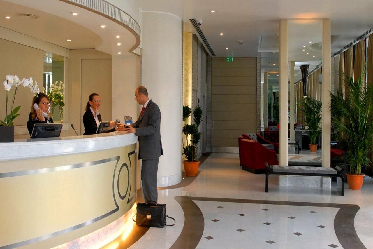 Grand Hotel Duca Di Mantova Сесто-Сан-Джованни Экстерьер фото